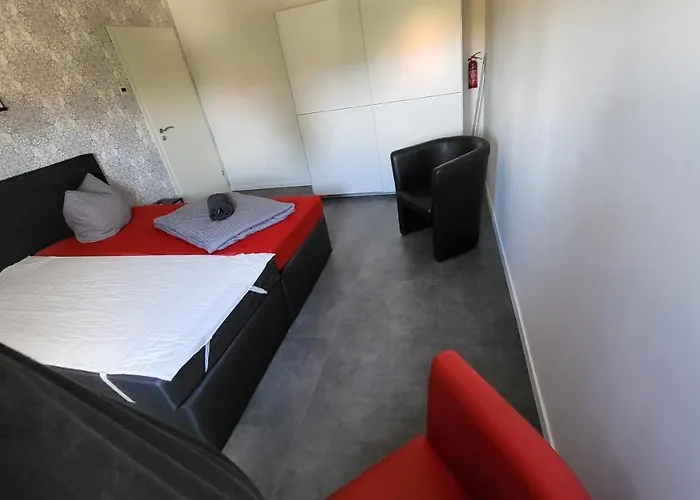 Ferienwohnung-irxleben ゲストハウス 4*